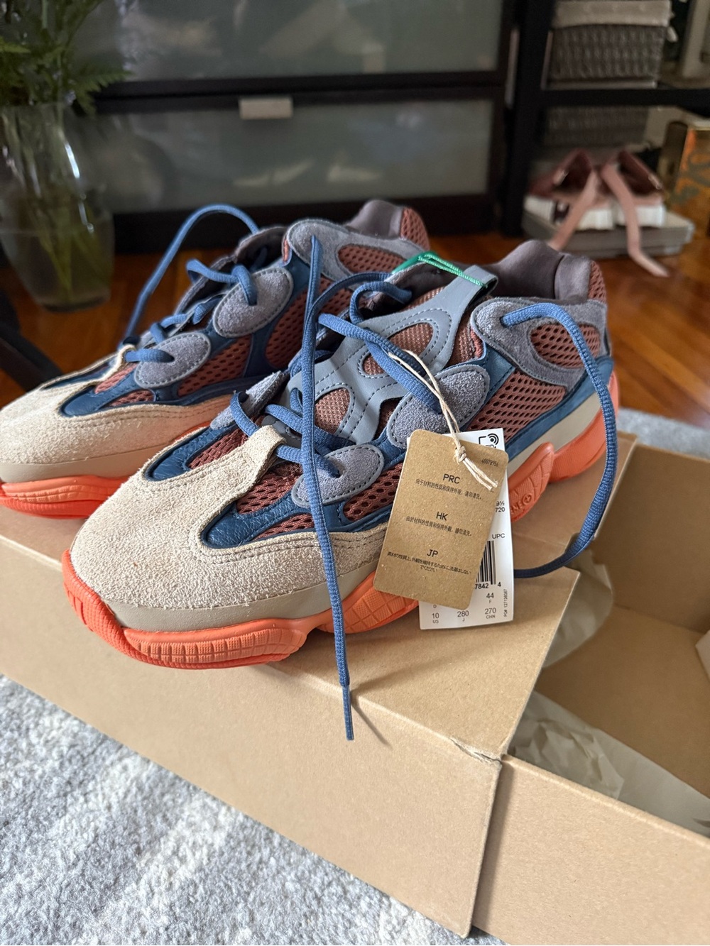 DS Adidas Yeezy 500 Enflame GZ5541 US
Men's Size 10 US 100% Authentic